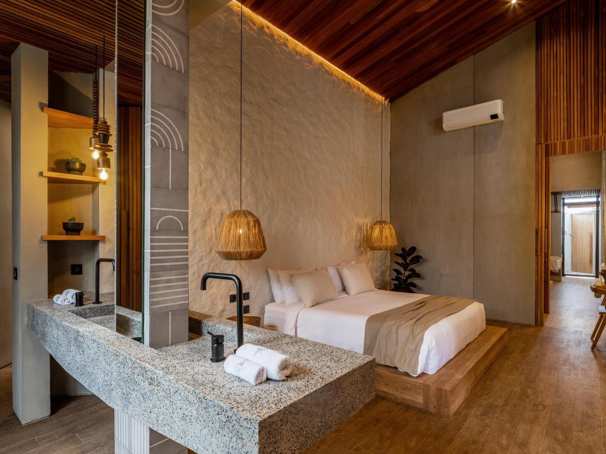 Villa Levante Bali By House Of Winds - Tropical Oasis Near Canggu Kerobokan Екстериор снимка